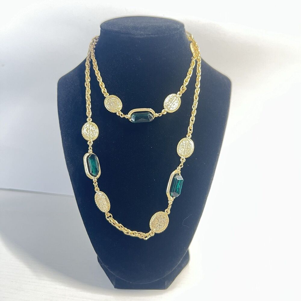 Vintage 1970s Gold Tone Green Glass Sautoir Long Chain Necklace Medallion Korea